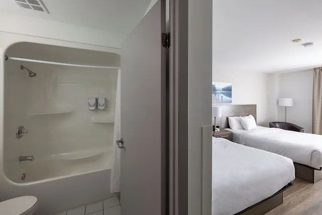 Executive, Chateau Repotel Duplessis 5/5