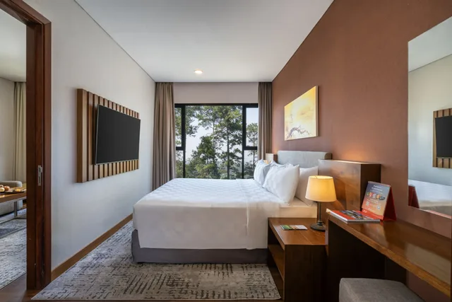 Dago, Suite, No Balcony، Swiss-Belresort Dago Heritage 1/3