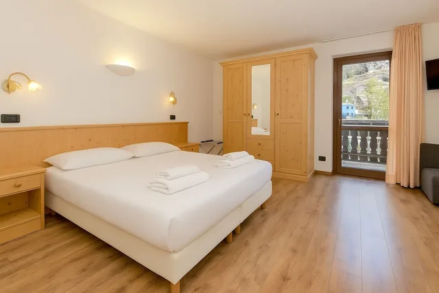 Hotel Bleis، Riva del Garda 10/50