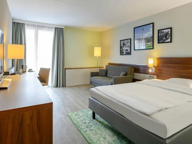 غرفة قياسية بسرير كوين مع أريكة، Mercure Hotel Stuttgart Sindelfingen an der Messe 1/6