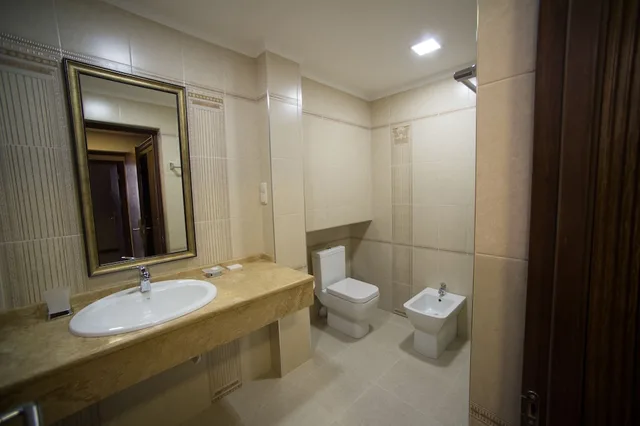 غرفة سوبيريور بسرير مزدوج أو سريرين منفصلين بإطلالة على الحديقة، Boulevard Hotel 2/2