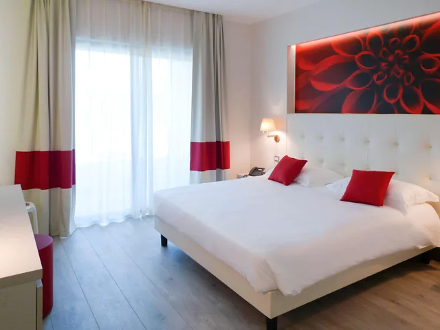 غرفة قياسية بسرير مزدوج، Ibis Styles Milano Est Settala 1/3
