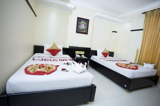 غرفة عائلية بسرير كينج وسريرين منفصلين، SALITA HOTEL 5/10