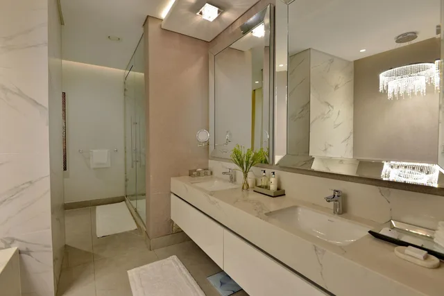 بنتهاوس رئاسي، The Houghton Hotel Spa Wellness and Golf 4/6