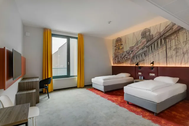 غرفة قياسية بسريرين منفصلين، Campanile Munchen Sendling 2/7