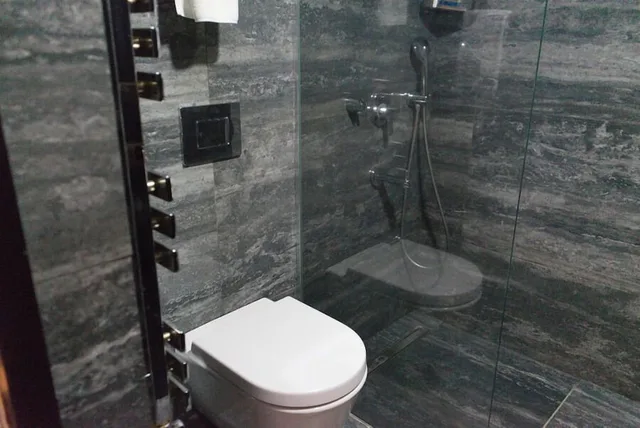 غرفة ديلوكس بسرير كينج، Riva Hotel Alsancak 7/8