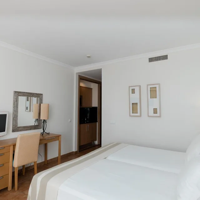 غرفة بسريرين منفصلين بإطلالة على البحر، Pestana Viking Beach and Golf Resort 4/9