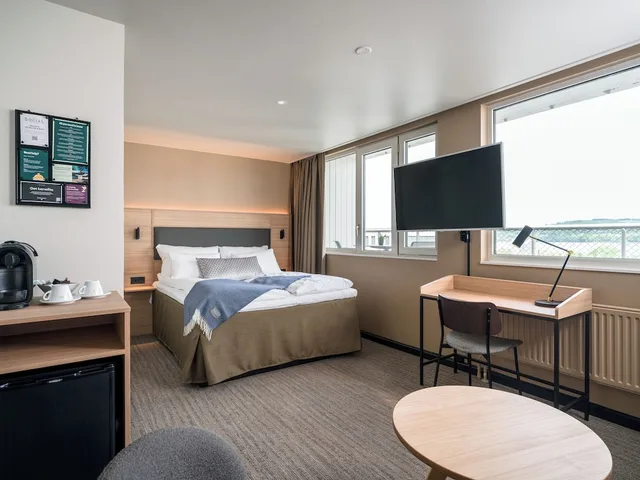 غرفة ديلوكس بسريرين منفصلين بشرفة مع أريكة، Quality Hotel Strand Gjovik 3/6
