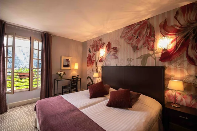 Twin Beds, Double or Twin Bed, Hostellerie La Croix Blanche 4/10