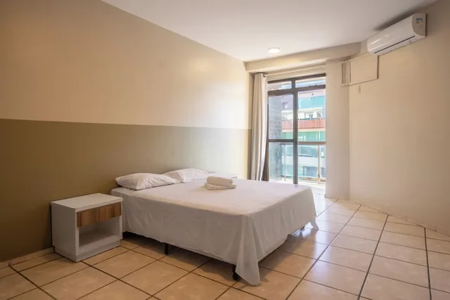 شقة بسرير كوين بإطلالة على المسبح بغرفة نوم واحدة مع أريكة، Residencial Porto Principe 1/2