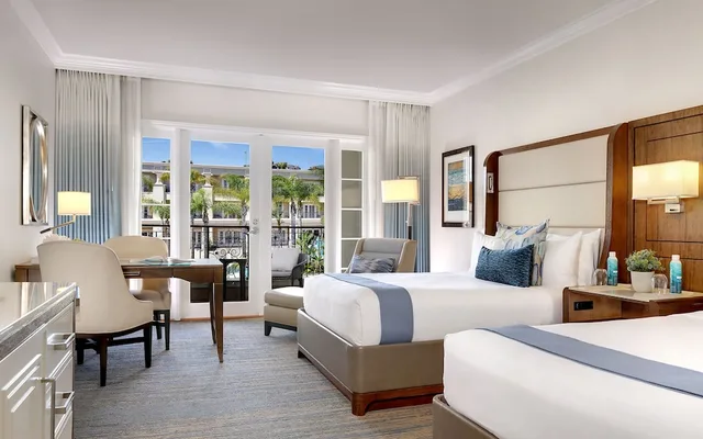 Premium, 2 Queen Beds, Beach Front, Balboa Bay Resort 3/6