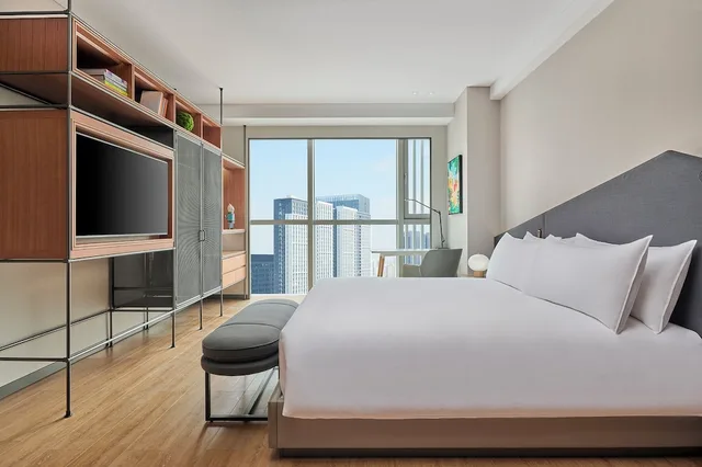 Habitat, Suite, Queen Bed، Artyzen Habitat Qiantan Shanghai 1/3