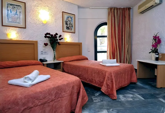 غرفة اقتصادية، Karteros Hotel 1/1