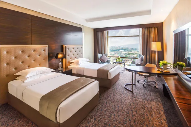 غرفة كلوب مفردة بسريرين منفصلين، The Biltmore Hotel Tbilisi 1/1