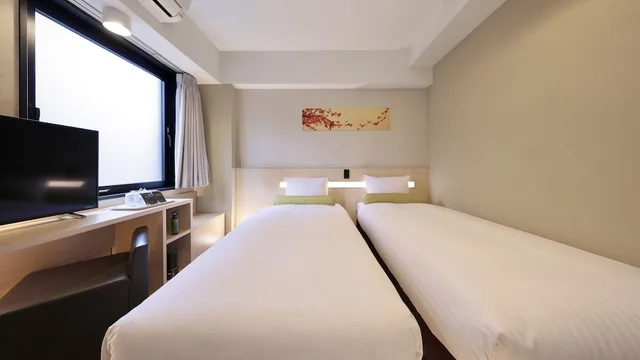 غرفة بسريرين منفصلين، Shinsaibashi-Higashi Crystal Hotel 4/7