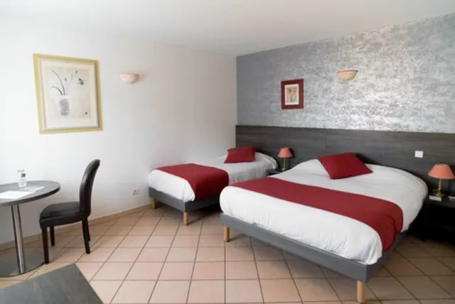 Comfort, Double Bed, Ariane Hotel 2/6