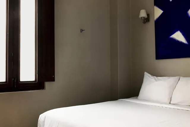 غرفة داخلية بسرير كوين، El Colonial - Adults Only 8/10