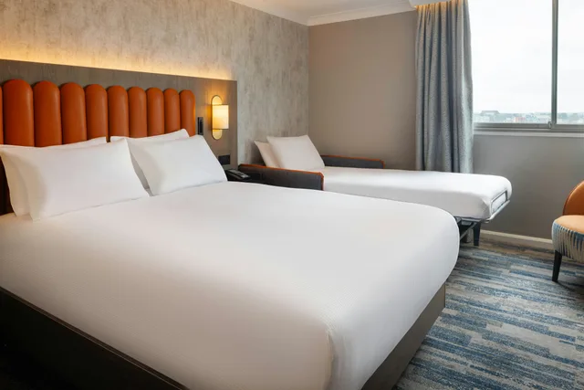 غرفة بريميوم بسرير مزدوج مع أريكة، Hilton Leeds City 1/8