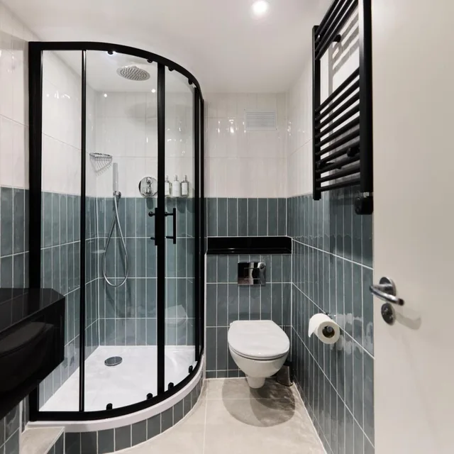 غرفة صغيرة بسرير مزدوج، Blandford Hotel 3/6