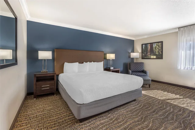 جناح بسرير كينج وسرير كوين بغرفتين، Best Western Town & Country Lodge 4/8