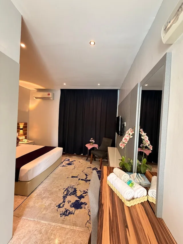 غرفة ديلوكس بسرير كوين، Villa Abadi Resort 5/7