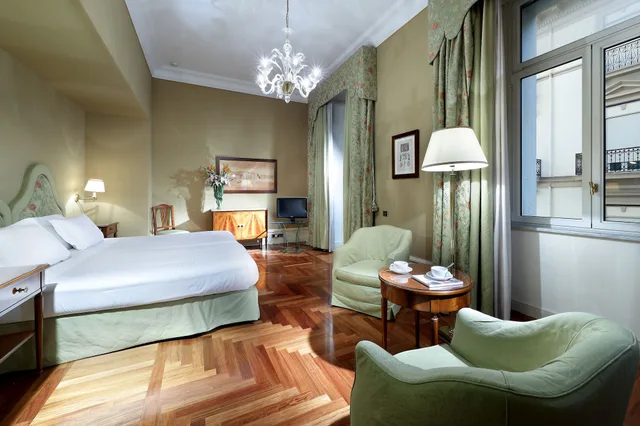 غرفة ديلوكس بسريرين منفصلين بإطلالة على البحر، Eurostars Hotel Excelsior 7/10