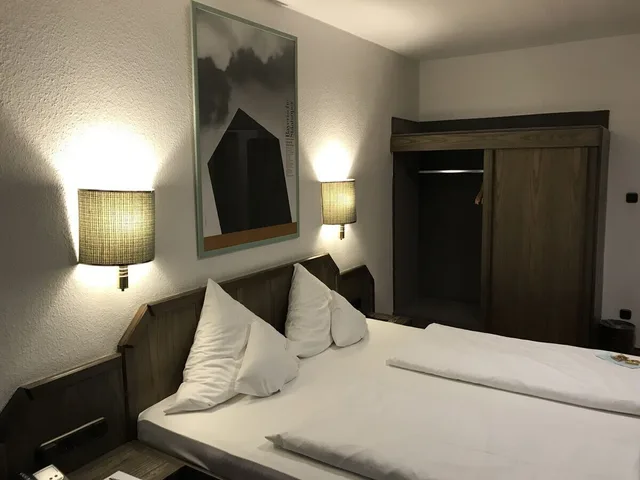 غرفة بسرير كوين بإطلالة على المدينة، Hotel Nymphenburg City 1/10