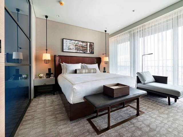Fairmont Gold, King Bed, 2 Queen Beds, City View, Lounge Access، Fairmont Quasar Istanbul 2/10