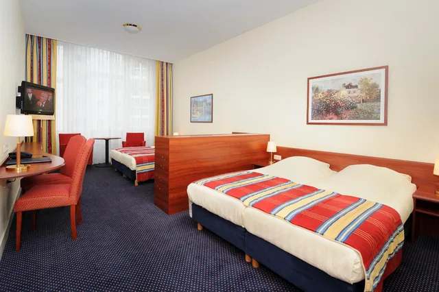 غرفة عائلية، Boulevard Hotel Scheveningen 1/4
