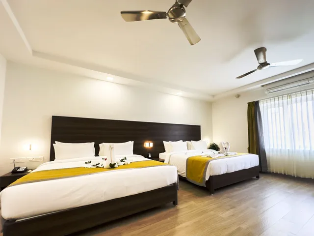غرفة فاخرة بسريرين كوين، GRAND REGENT HOTEL 1/3