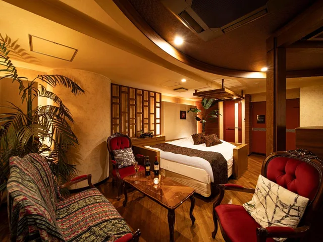 جناح، Kobe Leisure Hotel U's Koroen 8/8