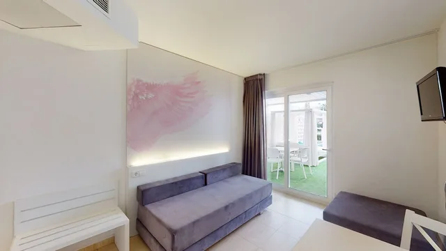 1 Bedroom, Swim Up, Apartment, Twin Beds, Garden View, Sofa، Tropic Garden Hotel & Apartments 4/6