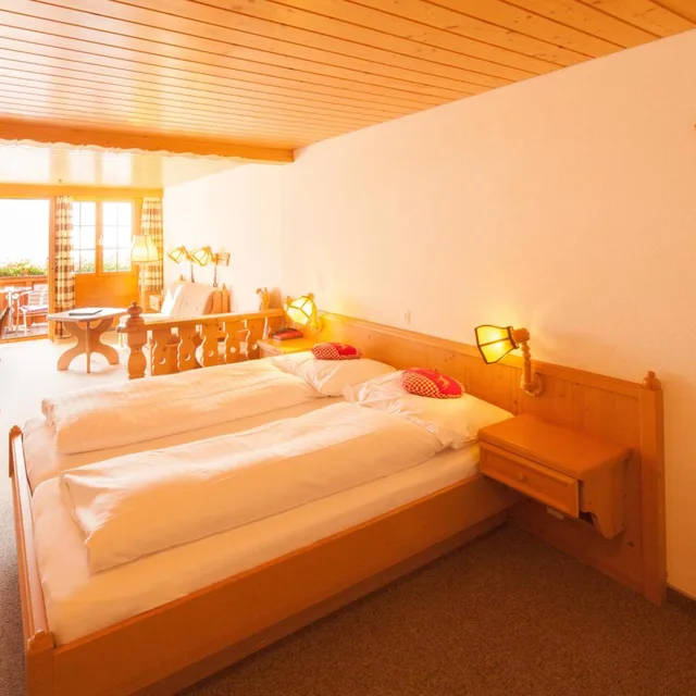 غرفة سوبيريور بسريرين منفصلين بشرفة، Hotel Alpenhof 6/10