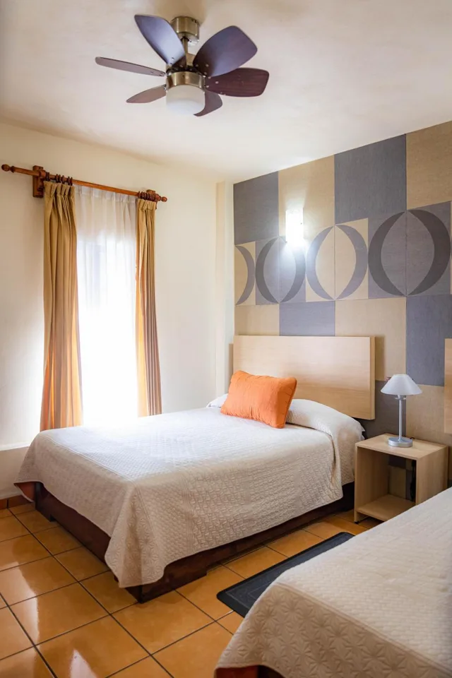 غرفة بسريرين منفصلين، Hotel Estefania 3/10