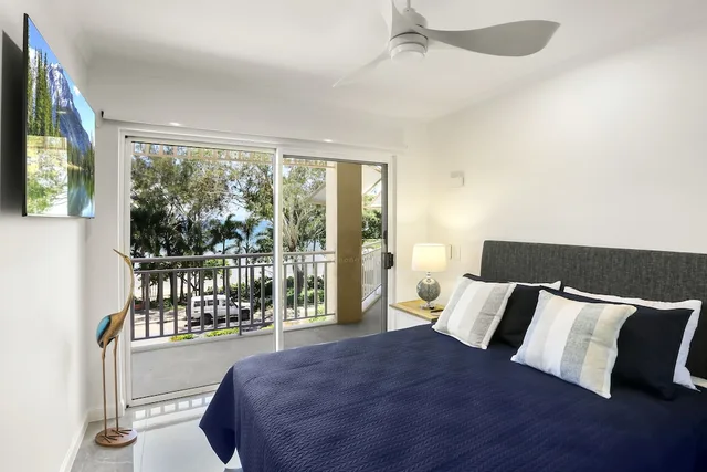 2 Bedrooms, Deluxe, Apartment, King and Queen Bed, Beach Front، On the Beach Holiday Apartments 1/2
