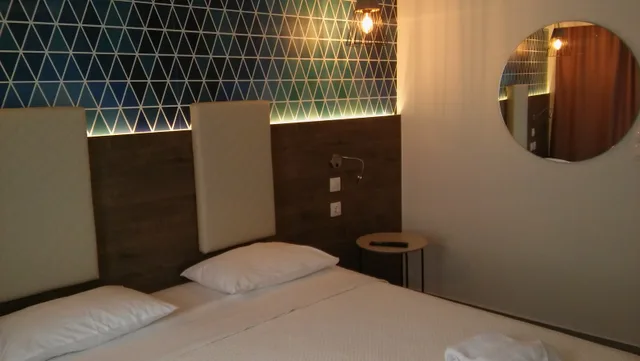 جناح بريميوم، Metropolitan Hotel Thessaloniki 2/3