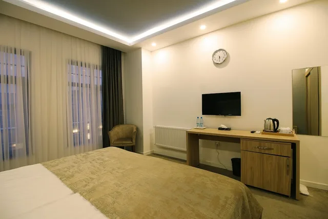 Zamzam Hotel, Baku 30/50