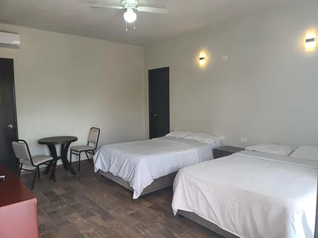 Superior, Twin Beds, Hostal 230 7/10