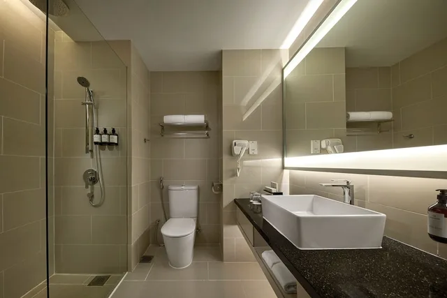 غرفة ديلوكس بسرير كينج مع أريكة، AC Hotel Penang 2/2