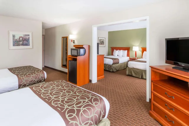 استوديو بسرير مزدوج، Baymont By Wyndham Peoria 1/2