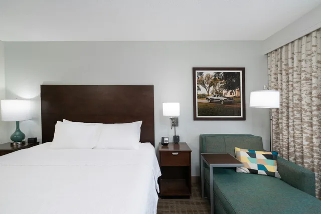 غرفة بسرير كينج، Hampton Inn & Suites Nashville/Franklin (Cool Springs) 2/7