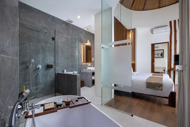 فيلا بسرير مزدوج وسريرين منفصلين بإطلالة على المسبح بغرفتي نوم، The Prime Canggu Bali 5/5