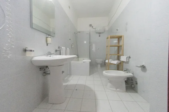 Room, Triple, 1 Double and 1 Single Bed, Sea View, Eden 6/8