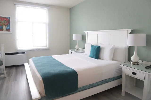 غرفة قياسية بسرير كينج، Hotel Carmel Santa Monica Hotel 2/5