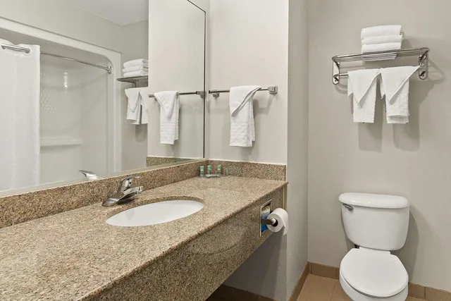 غرفة بسريرين كوين، Best Western Galleria Inn & Suites Houston 4/4