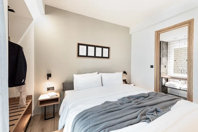 جناح عائلي بسريرين مزدوجين بإطلالة على البحر، 31 Doors Hotel 1/7