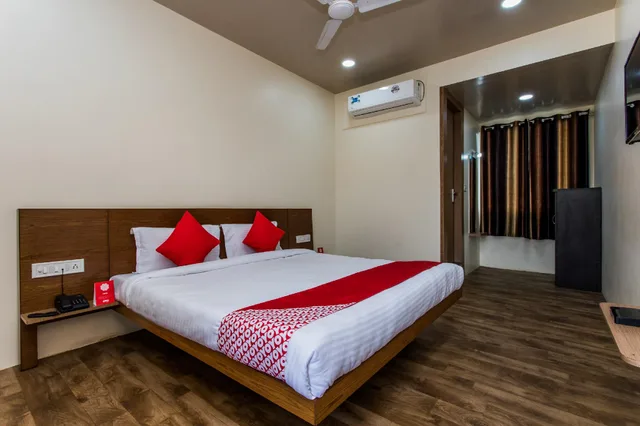 غرفة كلاسيكية بسرير مزدوج أو سريرين منفصلين، Oyo 11929 Hotel Ridhi Sidhi 1/2