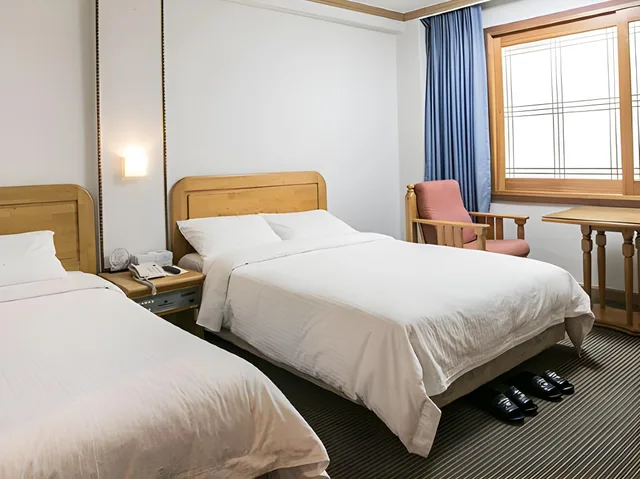 Semi Room, Suite, 1 Double and 1 Single Bed, Busan Tourist Hotel 2/3