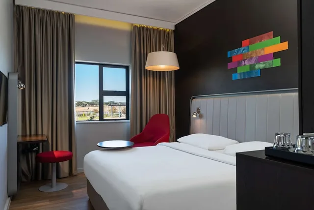 غرفة قياسية بإطلالة على المسبح، Park Inn by Radisson Polokwane 3/8