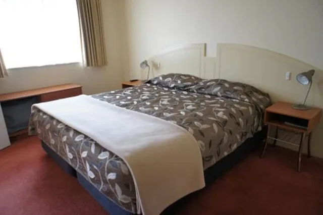 1 Bedroom, Spa, 1 King and 1 Single Beds، Bks Egmont Motor Lodge 1/5